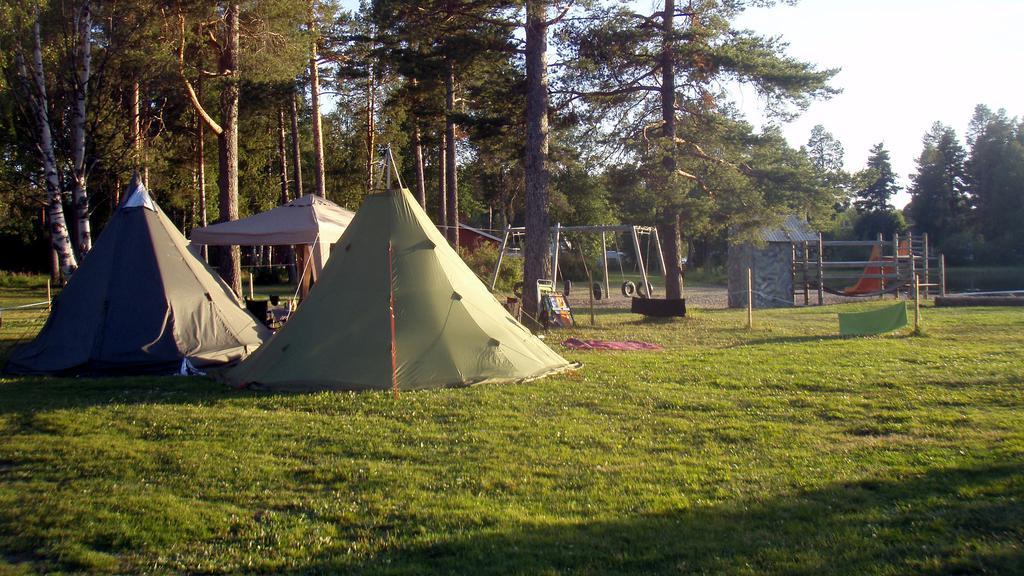 Lits Camping, Stugby Och Kanot Hotel Kültér fotó